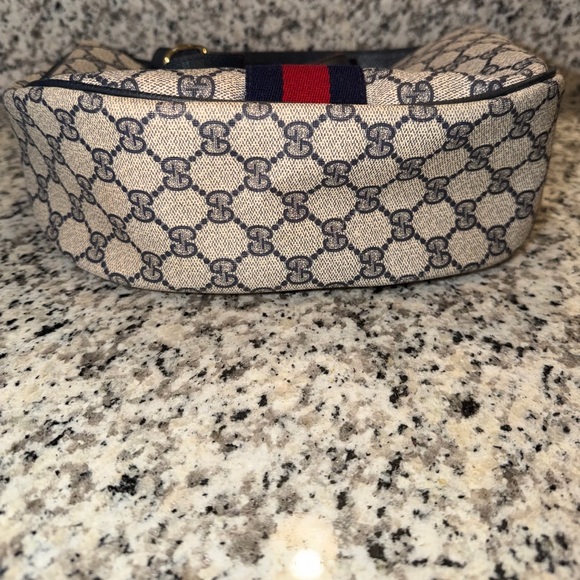 ✨Authentic! Gucci Beige and Navy Shoulder Bag PROJECT BAG!!!!!✨ - Picture 4 of 7